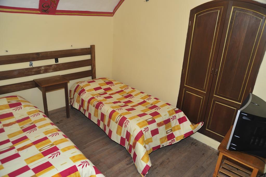 Hostal La Casona Potosí Habitación foto